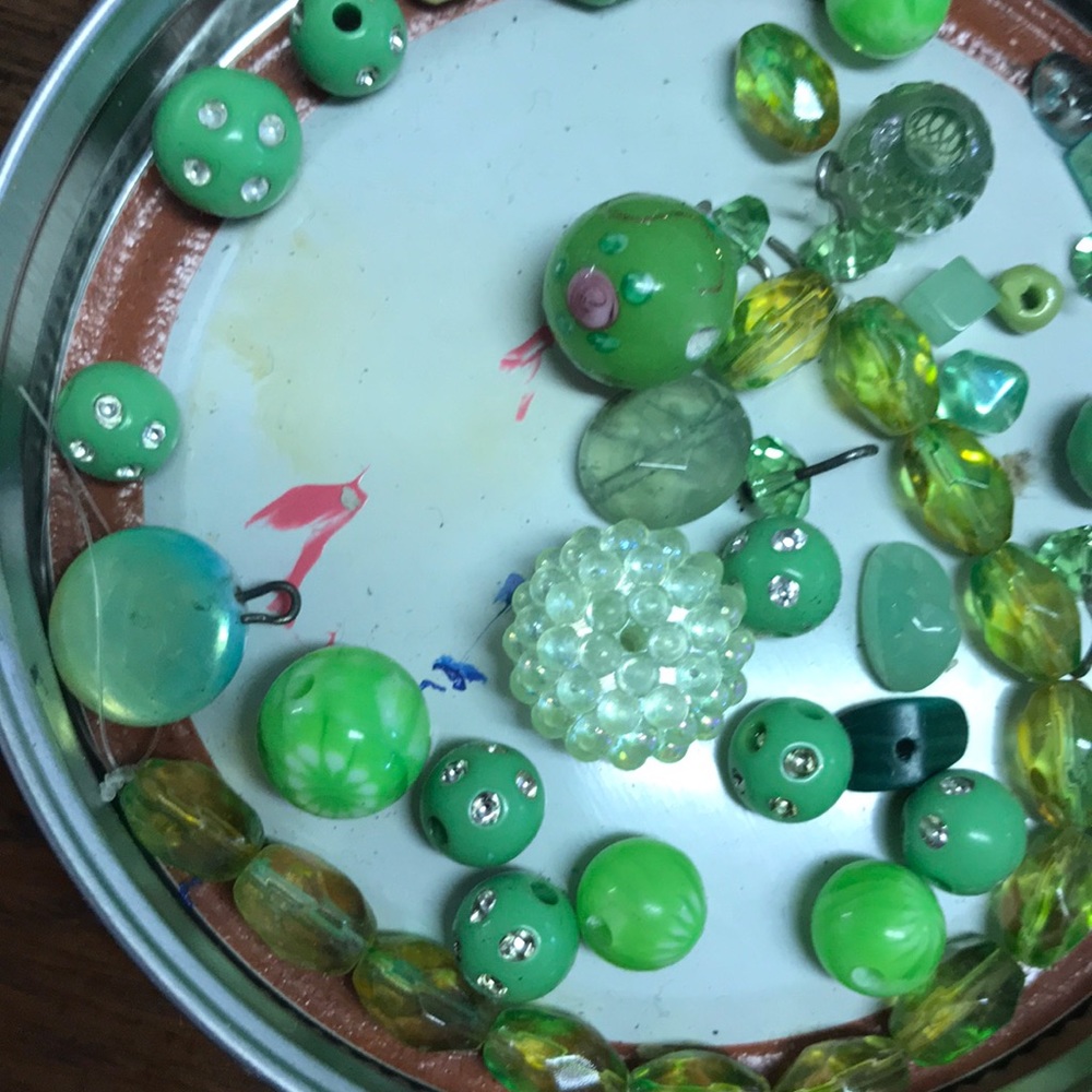 Green Beads - Picture 3 of 3